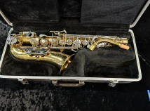 Selmer Bundy II Student Model Alto Sax in Gold Lacquer, Serial #359418